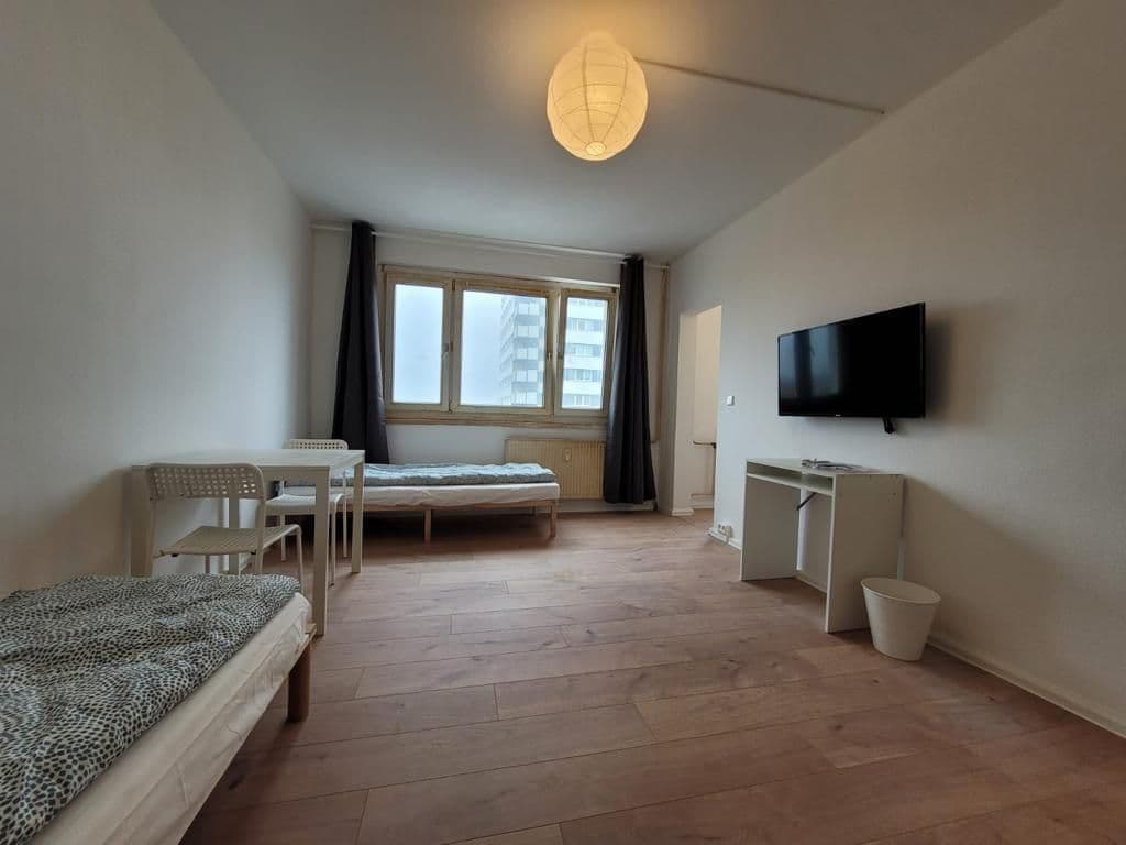 Furnished apartment J1 by Leipzig Living, Tauchaerstr. 1, 04357 Leipzig