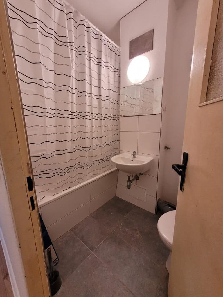 Photo 3 of furnished apartment J1, Tauchaerstr. 1, 04357 Leipzig