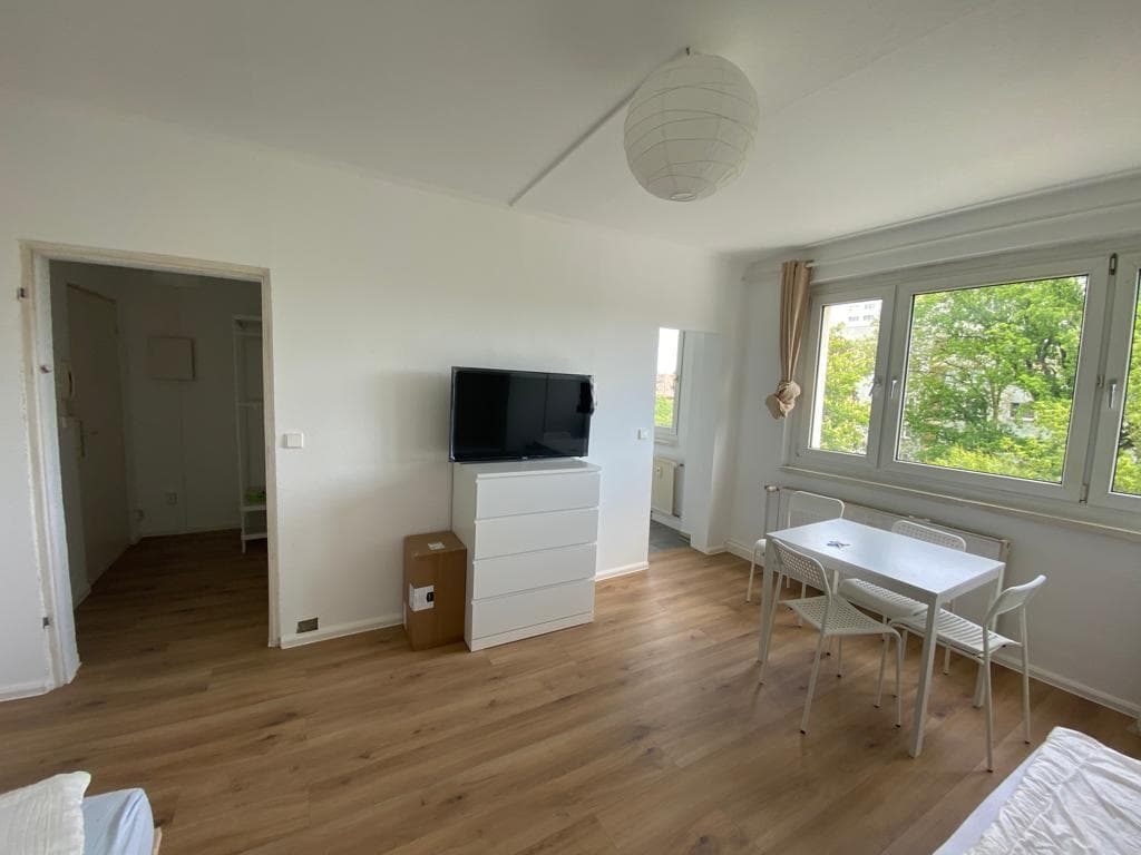 Photo 2 of furnished apartment W10, Tauchaer Str. 13, 04357 Leipzig